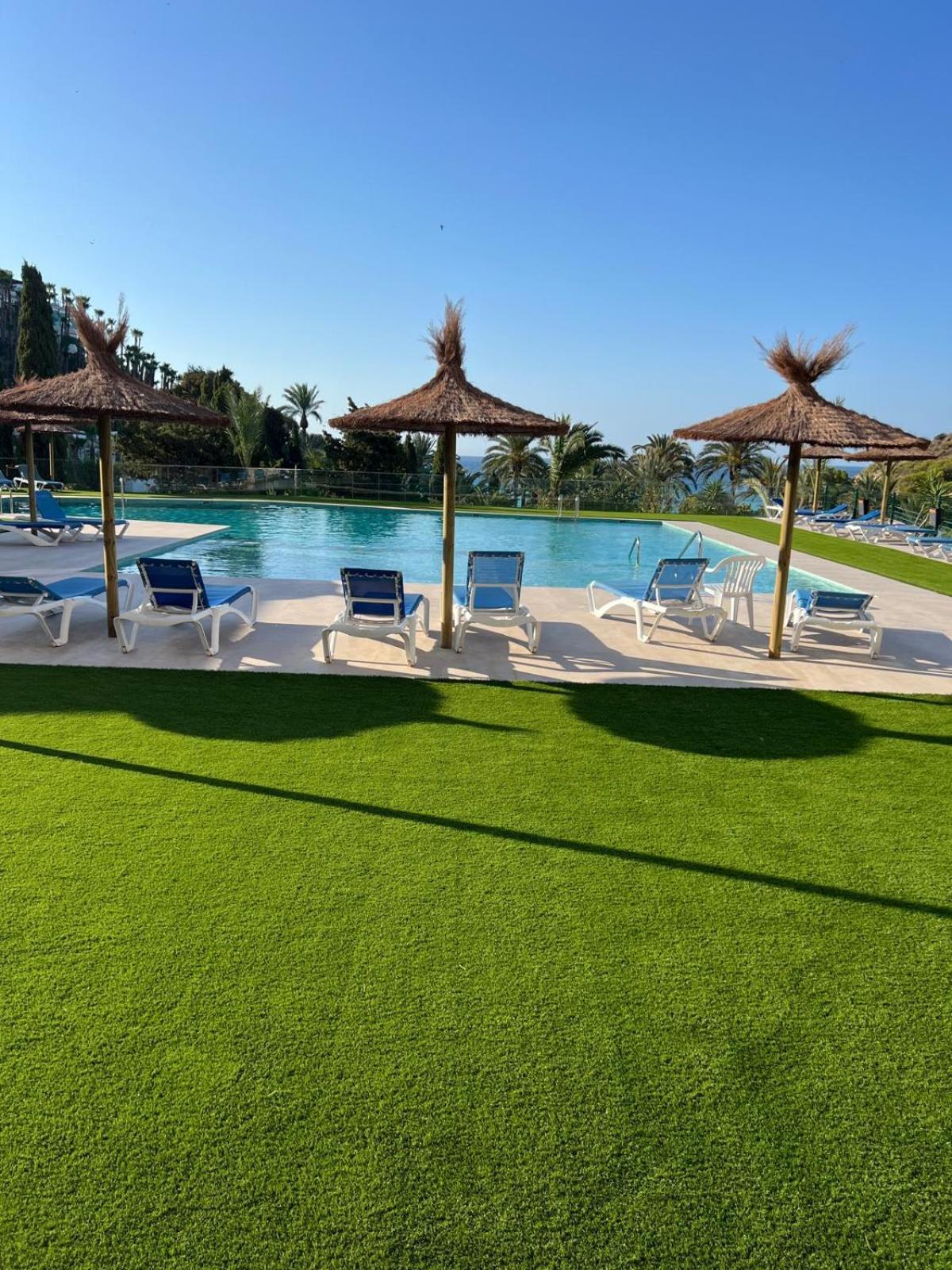 Modern Apartment Sea View With Private Jacuzzi Villajoyosa  Exterior foto